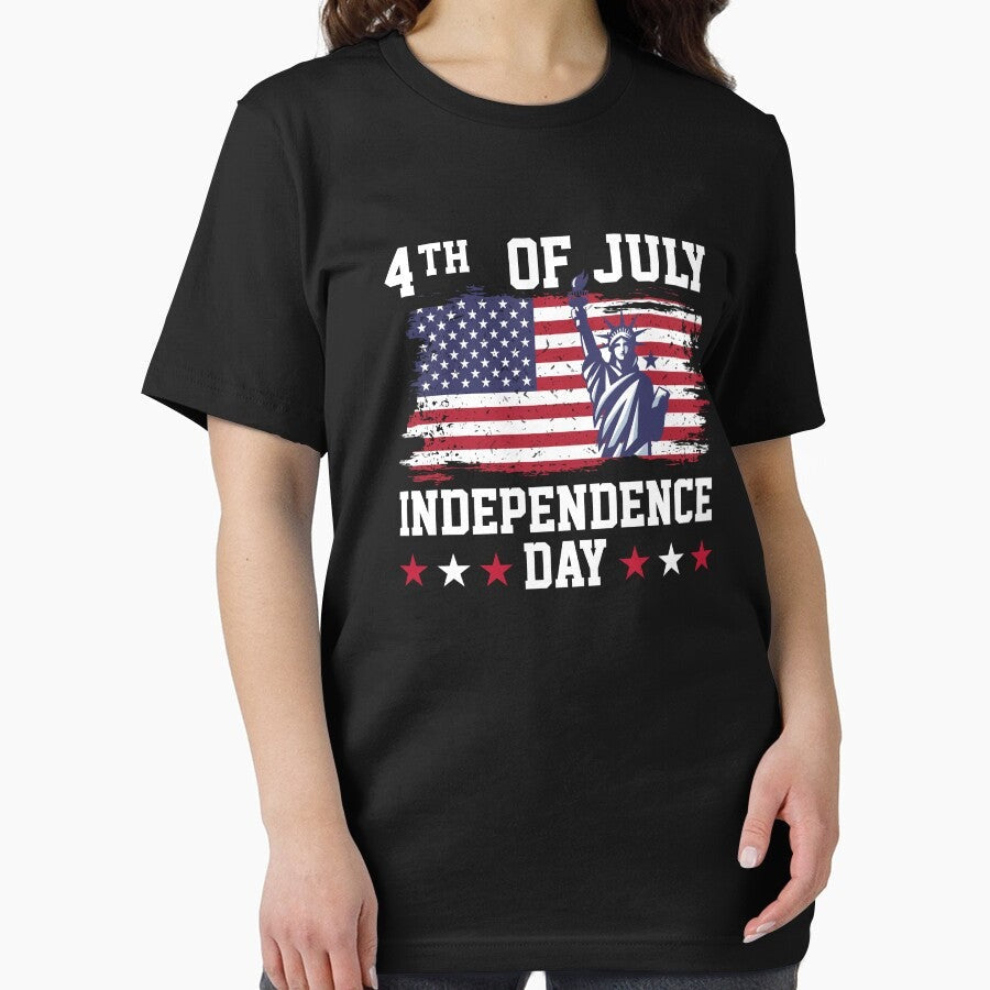 4th of july Independence day Usa Distressed flag and statue of liberty T-Shirt Essential T-Shirt