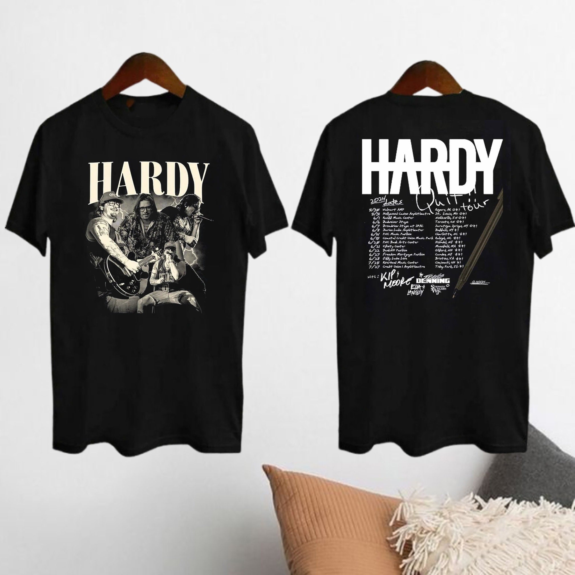 Graphic Hadry Quit Tour 2024 T-Shirt