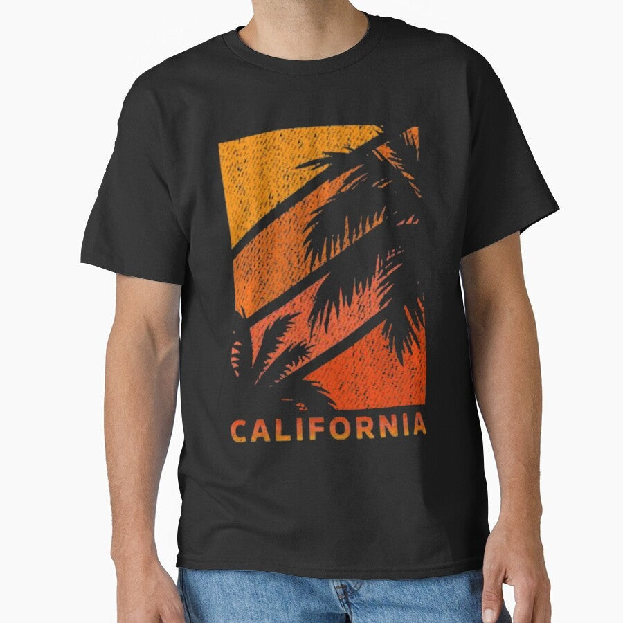 California Retro Sunset Summer Vibes Vintage Sunset By The Sea Ocean Classic T Shirt