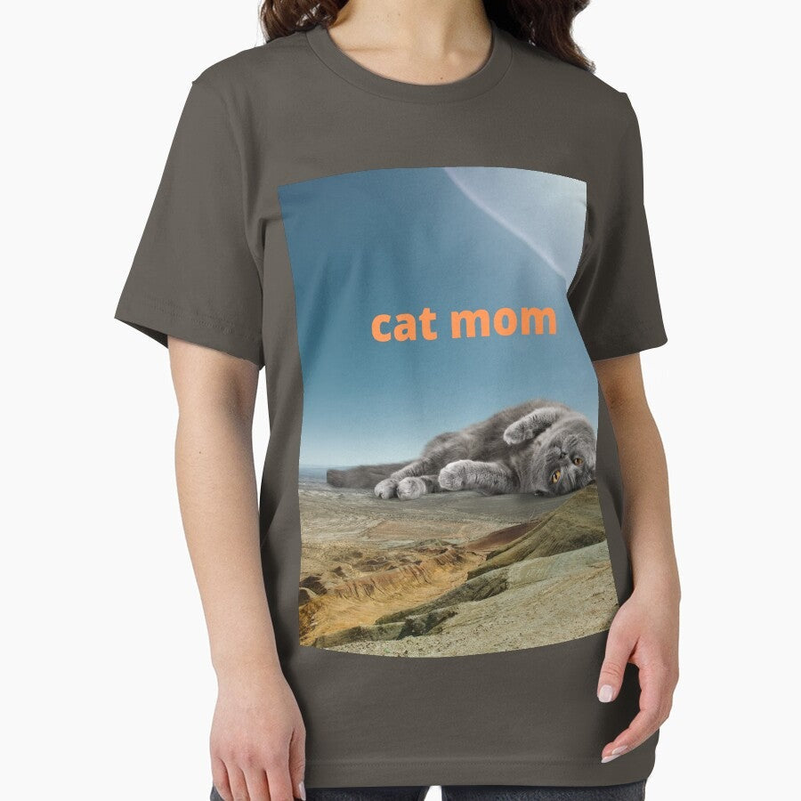 Cat Mom Shirts for Women Cat Mama T-Shirts Pet Lover Gifts Shirts Funny Cat Graphic Tees Shirts Essential T-Shirt