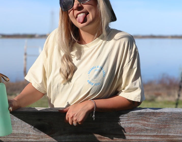 Errbody at the Lake Gettin Tipsy Graphic Tee