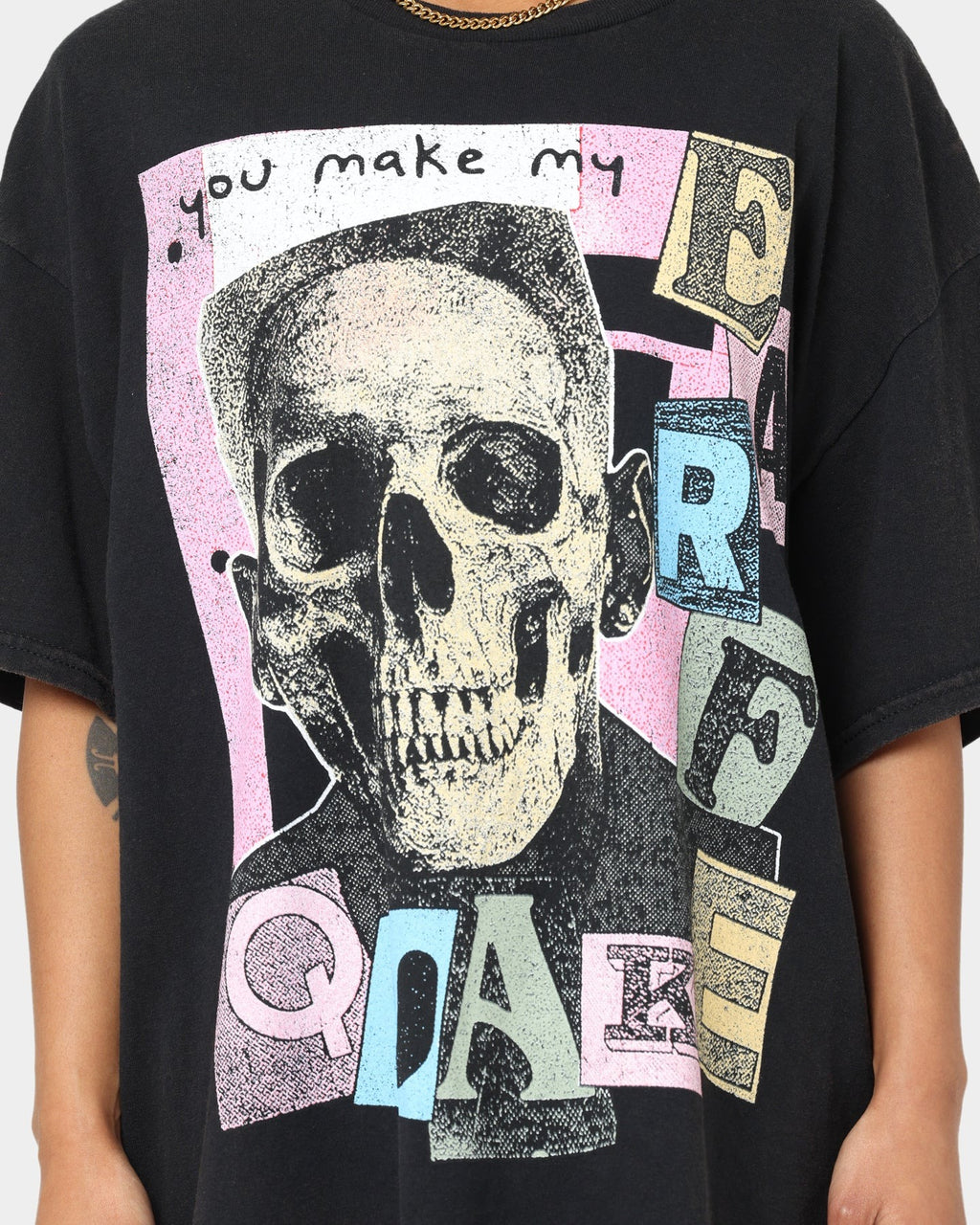Goat Crew Earfquake Skull Vintage T-Shirt Black Wash Style001