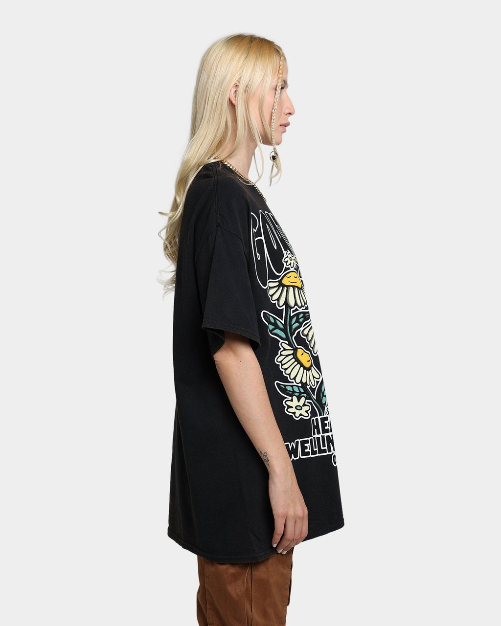 Goat Crew Heath And Wellness Vintage T-Shirt Black Wash Style001