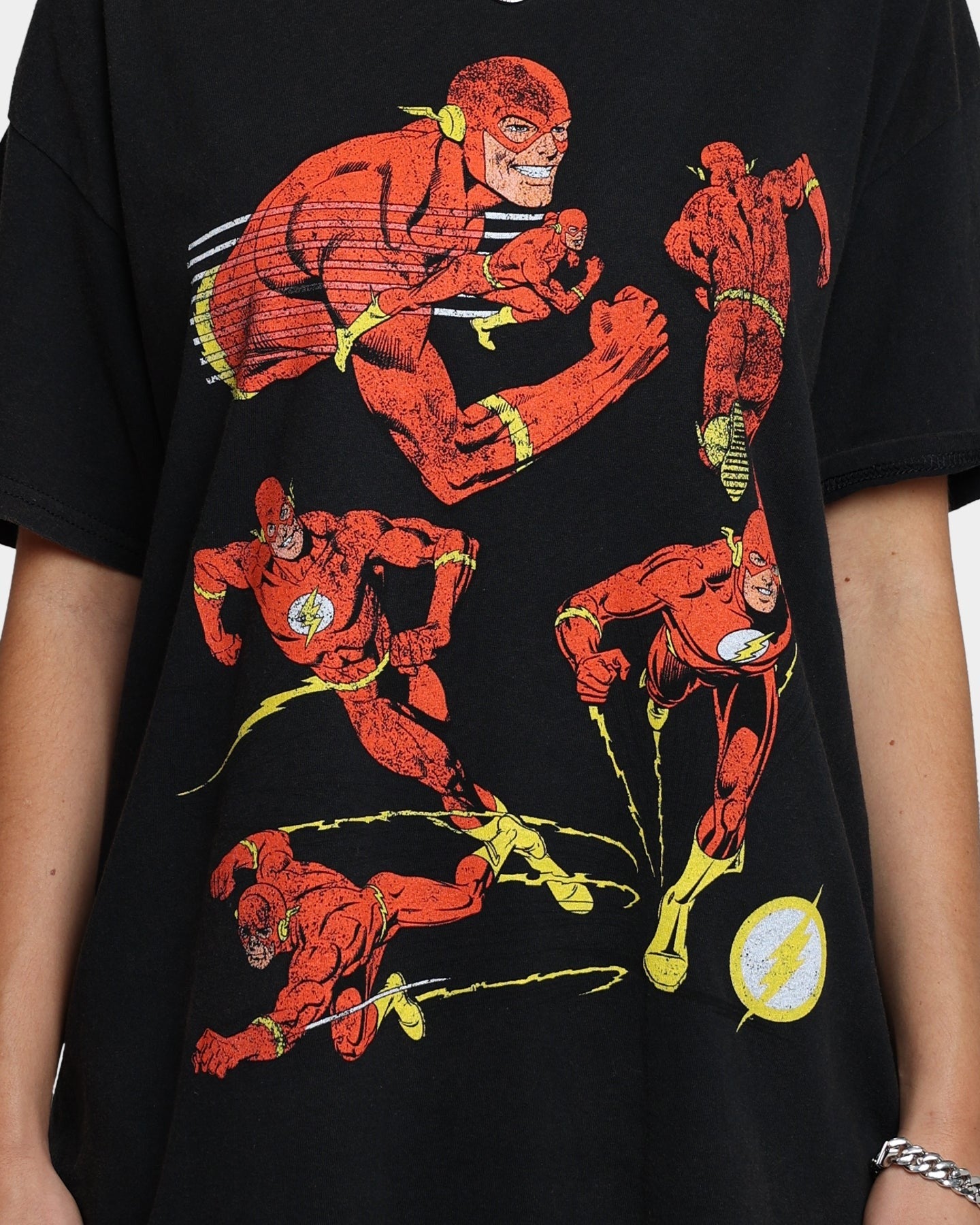 Goat Crew X The Flash Flash Multiply Vintage T-Shirt Washed Black Style001