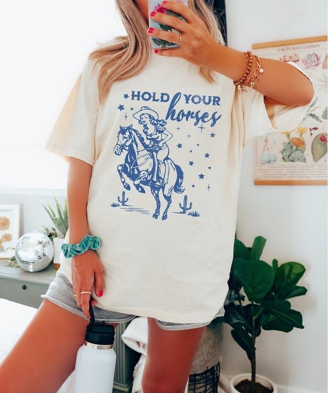 Hold Your Horses Colors T-Shirt, Retro Western Aesthetic Tee, Vintage Inspired Trendy Unisex T-Shirt, Wild West Country Girls Tee