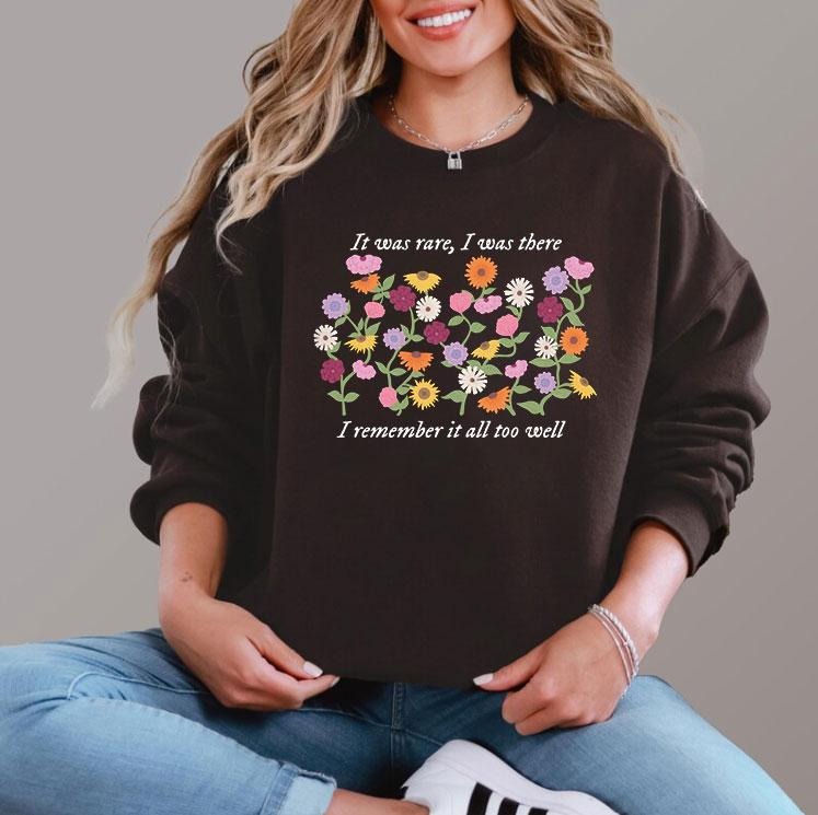 I Remember it All Too Well Sweatshirt, Xmas Sweatshirt Gift, Music Lovers Sweatshirt, Merry Christmas Flower Tee, Music Christmas Lyrics Shirt