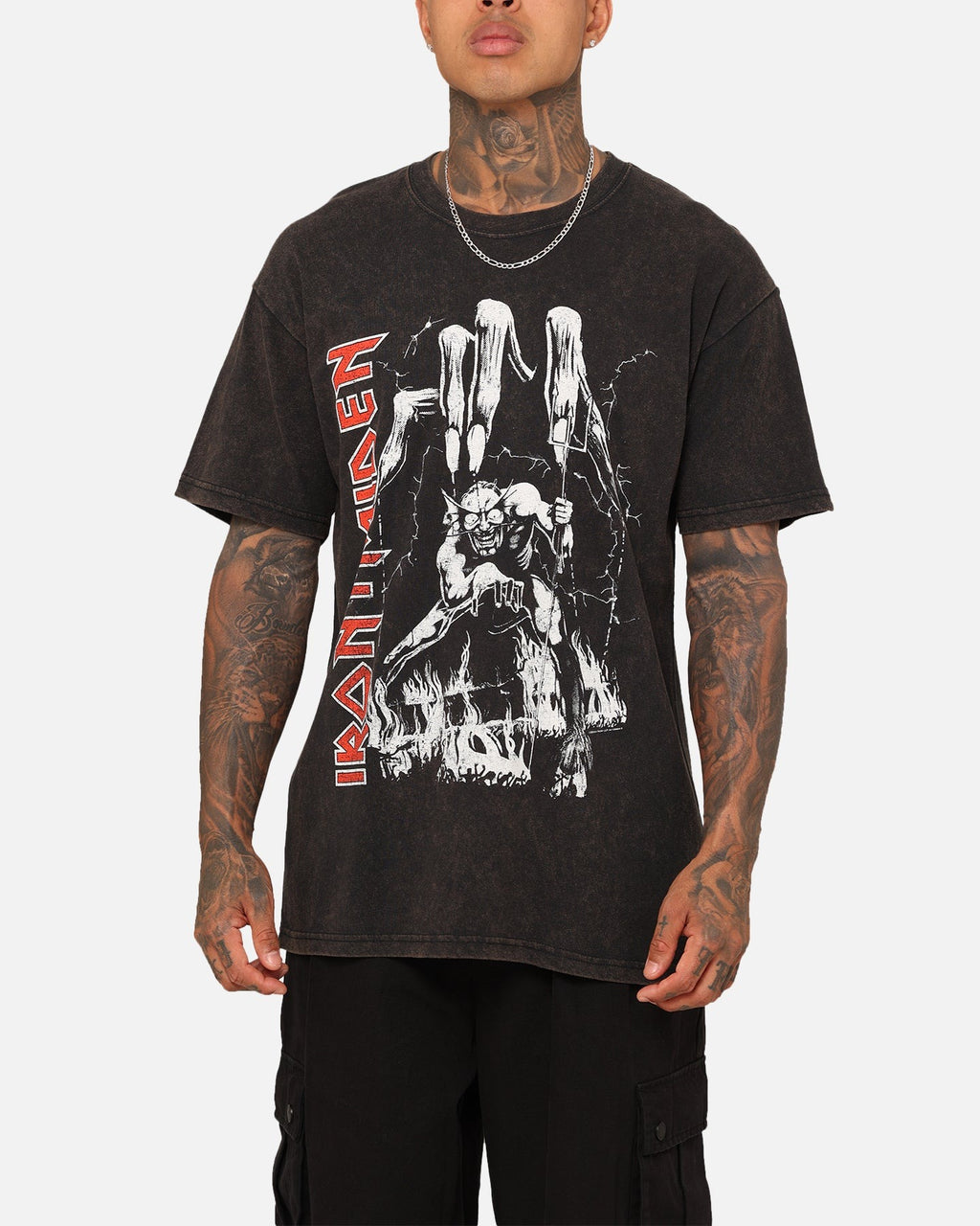 Iron Maiden Eddie Big Hand Vintage T-Shirt Black Wash