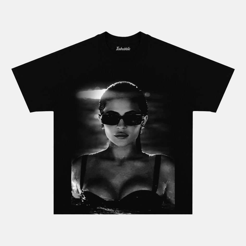 KYLIE JENNER TEE3