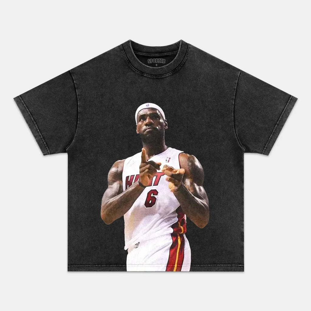 LEBRON JAMES VINTAGE 10.11 TEE