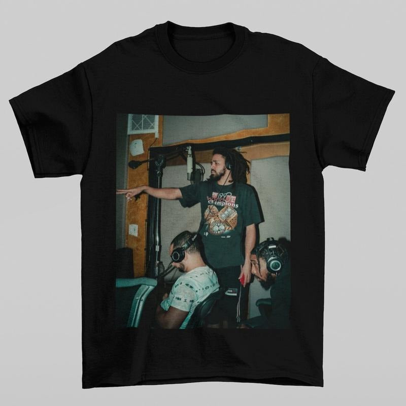 Limited J Cole 90s Vintage Bootleg Style Rap T-Shirt, J Cole Rapper T-Shirt, J. Cole Classic Retro Tee For Woman and Man Unisex T-Shirt