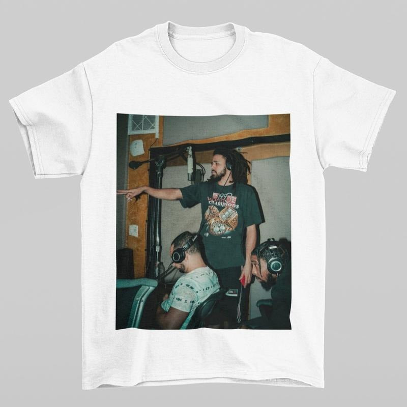 Limited J Cole 90s Vintage Bootleg Style Rap T-Shirt, J Cole Rapper T-Shirt, J. Cole Classic Retro Tee For Woman and Man Unisex T-Shirt