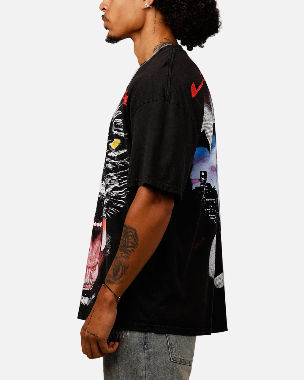 Loiter Urban Beast Vintage T-Shirt Black Acidwash