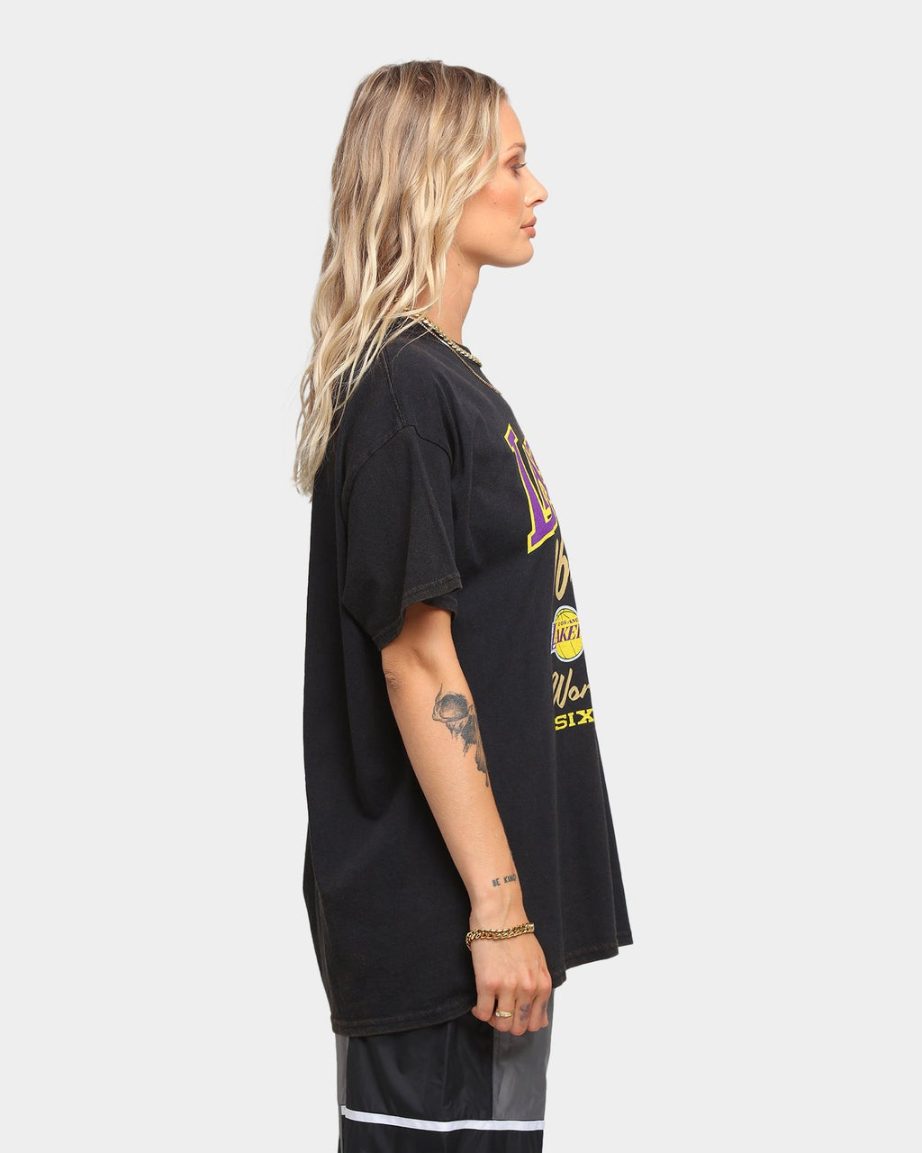 Mitchell & Ness Los Angeles Lakers Bling Rings Vintage T-Shirt Black Style001