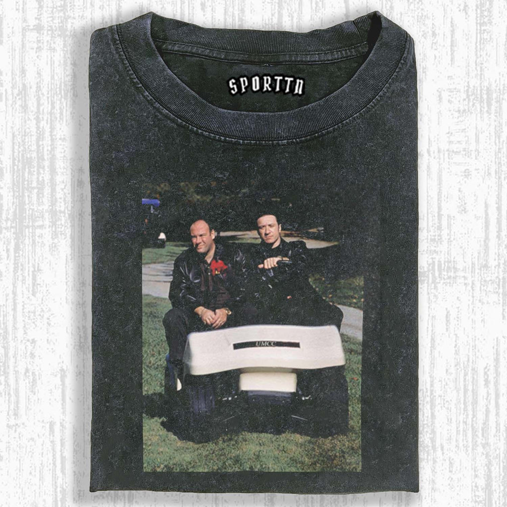 RETRO STYLE SOPRANOS GRAPHIC T-SHIRT