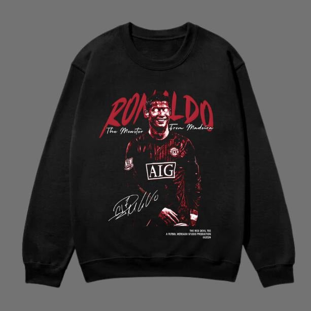 Red Devil RONALDO T-Shirt, RONALDO Vintage Tee, Unisex Soccer Shirt, Sweatshirt, Graphic Tees, Menswear Womenswear Streetwear