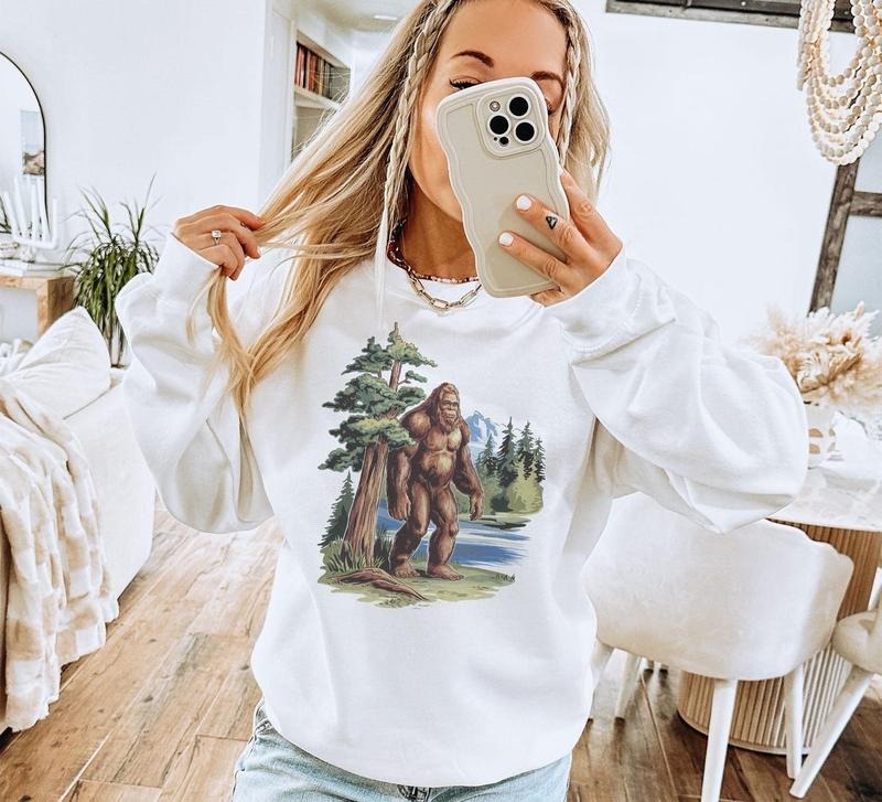 Retro Bigfoot In The Redwoods Sweatshirt - 90s Sasquatch Cryptozoology Cryptid Outfit - Boho Unisex Crewneck Sweatshirt