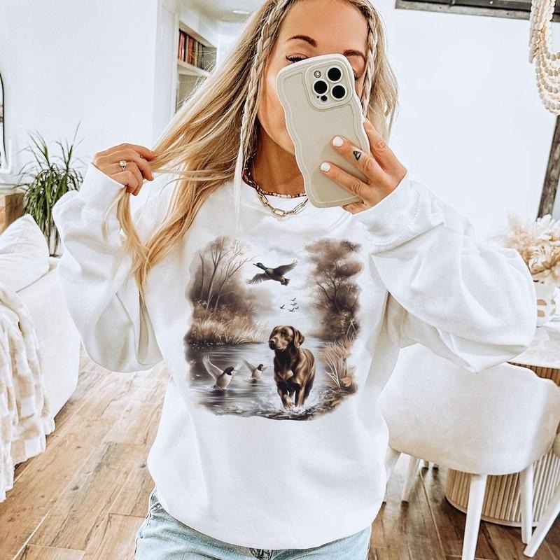 Retro Chocolate Lab Dog and Mallard Ducks Sweatshirt - 90s Vintage Labrador Retriever Hunting Duck Cotton Pullover
