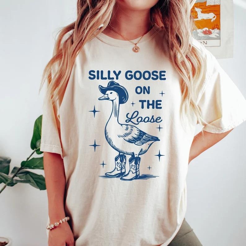 Retro Silly Goose Shirt, On The Loose, Funny Cowgirl Shirt, Funny Western Tee, Graphic Tee, 90s Aesthetic Shirt, Meme, Casual, Gift