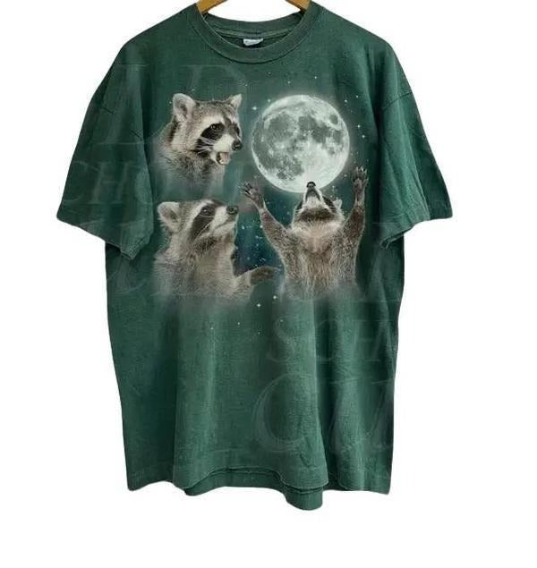 Three Raccoons Vintage Graphic T-shirts, Retro Raccoon Moon Tshirt, Raccoon Lovers, Funny Raccon Tee, Oversized Washed Tee, Raccoon Gifts Menswear Top Underwear Streetwear