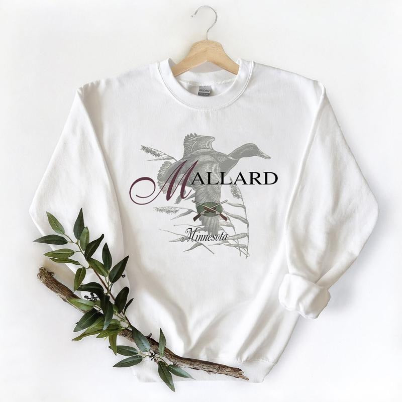 Unisex Hunting Duck Vintage 90s Mallard Graphic Sweatshirt Mallard Duck Animal Crewneck Pullover Cotton Hoodie t-shirts