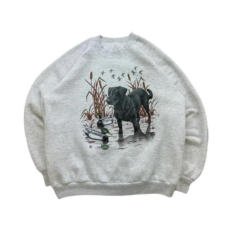Vintage 90s Black Labrador Dog and Duck Nature Animal Lover Crewneck Sweatshirt Hoodie T-shirt