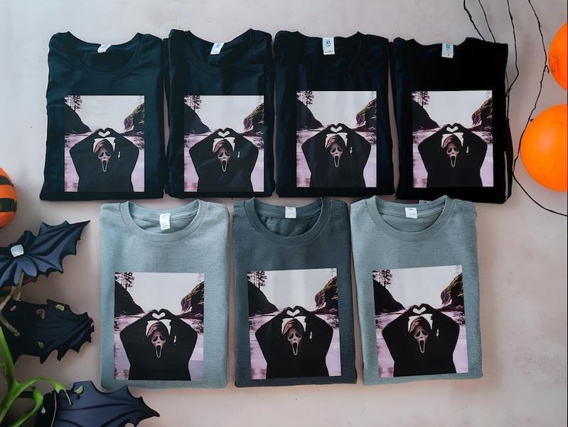 Vintage 90s Halloween Ghostface Heart Hands Sweatshirt, Scary Movies Tee, Funny Ghost Face T-Shirt, Horror Killer Characters Club Shirts