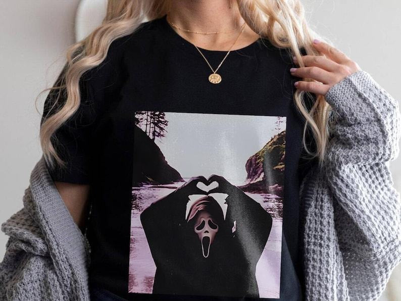 Vintage 90s Halloween Ghostface Heart Hands Sweatshirt, Scary Movies Tee, Funny Ghost Face T-Shirt, Horror Killer Characters Club Shirts