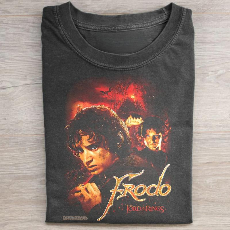 Vintage Frodo Baggins Graphic Tee - The Lord of The Rings Movie Shirt - Middle Earth - J.R.R. Tolkien - The Hobbits - The Fellowship of the Ring