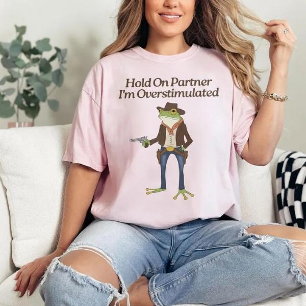 Vintage Hold On Partner I'm Overstimulated T-Shirt, Retro Cowboy Frog Tee, Weirdcore Clothing Gen Z T-Shirt, Weird Funny Tee, Graphic Tees style 001