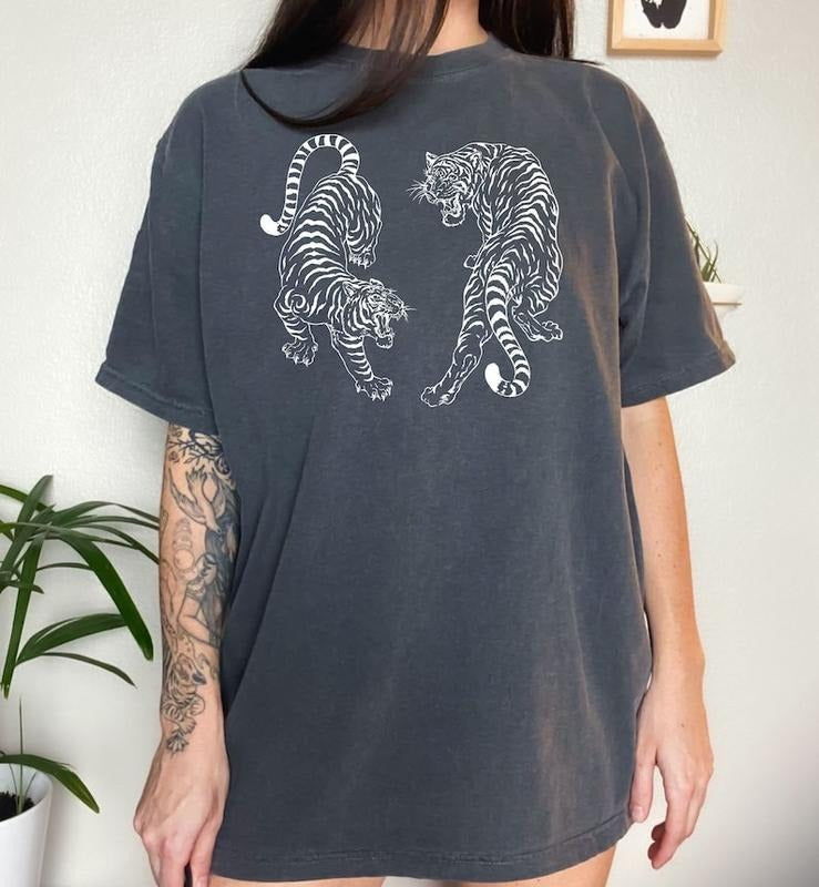 Vintage Tiger T-Shirt, Graphic Tees,  Year Of The Tiger Pink, Tiger Aesthetic Clothes T-Shirt, Gift For Men And Woman