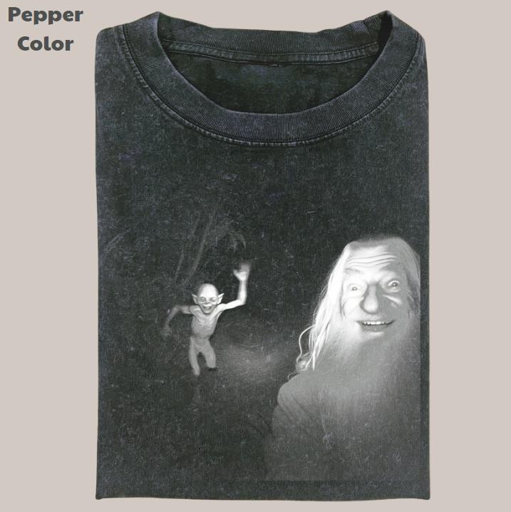 Lord of the Rings Vintage Tee, Galdalf Gollum Selfie T-Shirt, Meme Cringe Funny Dumb Shirts, Unisex Movie Shirt Menswear Womenswear Streetwear