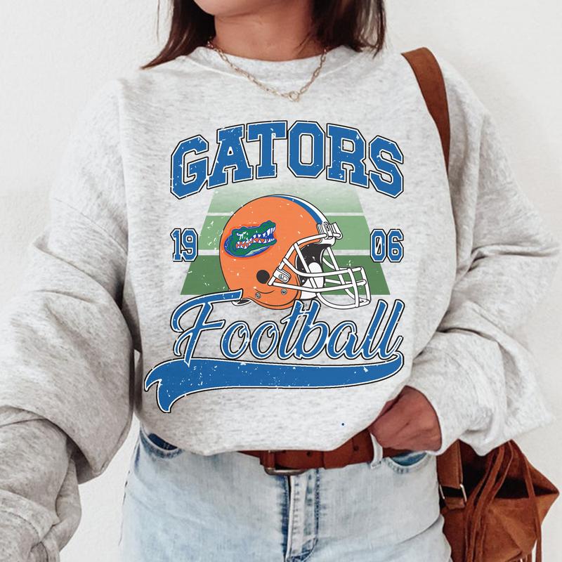 22. Florida Gators Vintage NCAA Sweatshirt, University Sports Shirt, Classic Apparel Gift Collection for Fans