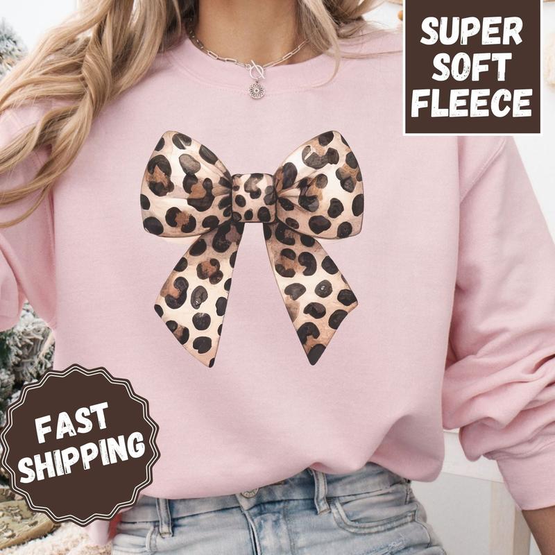 Leopard Bow Crewneck Sweatshirt, Womenswear Christmas Soft Printed Sweatshirt, Cozy Holiday Oversized Top Fleece Unisex