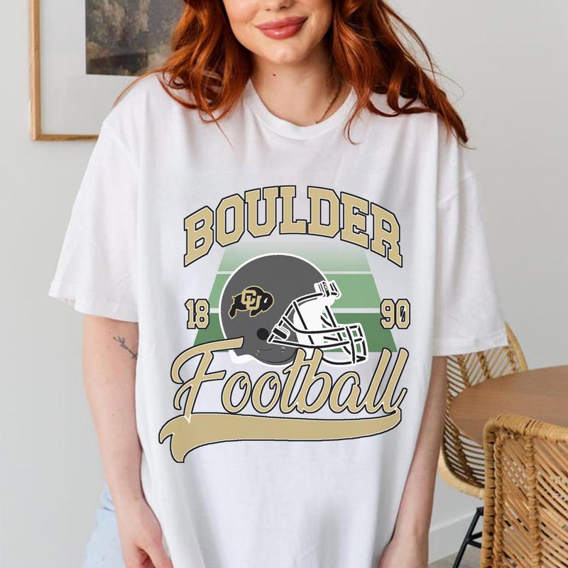 7. Vintage University of Colorado Boulder Sweatshirt, T-shirt, Pullover, Classic Unisex NCAA Fan Gear Gift Collection