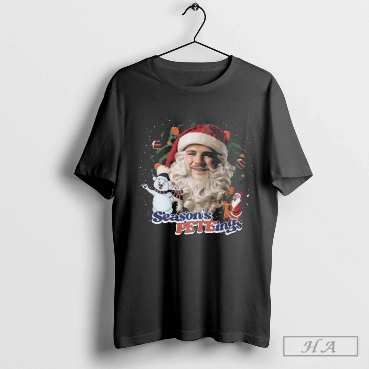 Official Santa Seasons Peteings Polar Bear New York NYC 2024 Xmas Christmas Holiday T-shirt