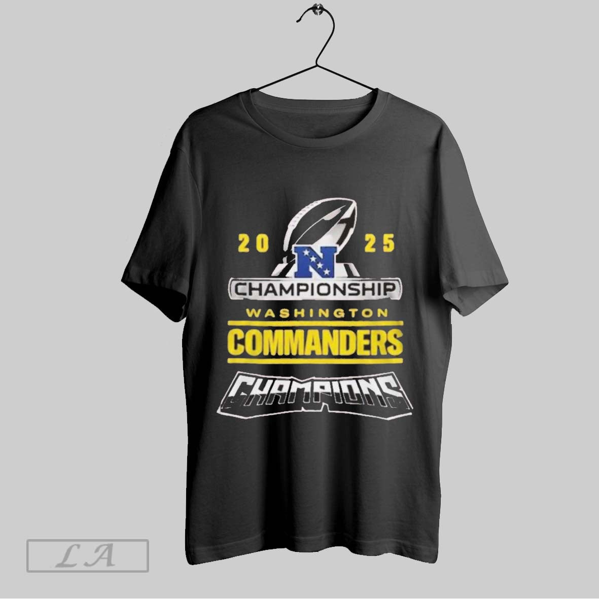 Top Washington Commanders Nfc 2025 Champions On The Hunt For Victory Unisex Sweatshirt T Shirt