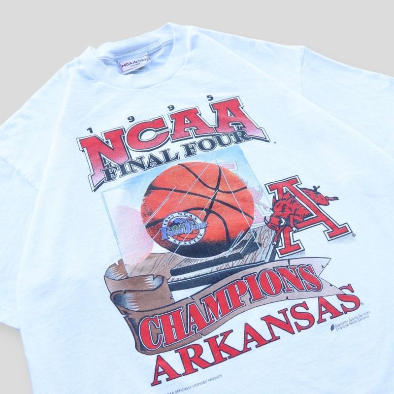 Vintage 1995 Rare Arkansas Razorbacks NCAA Final Four Championship Tee