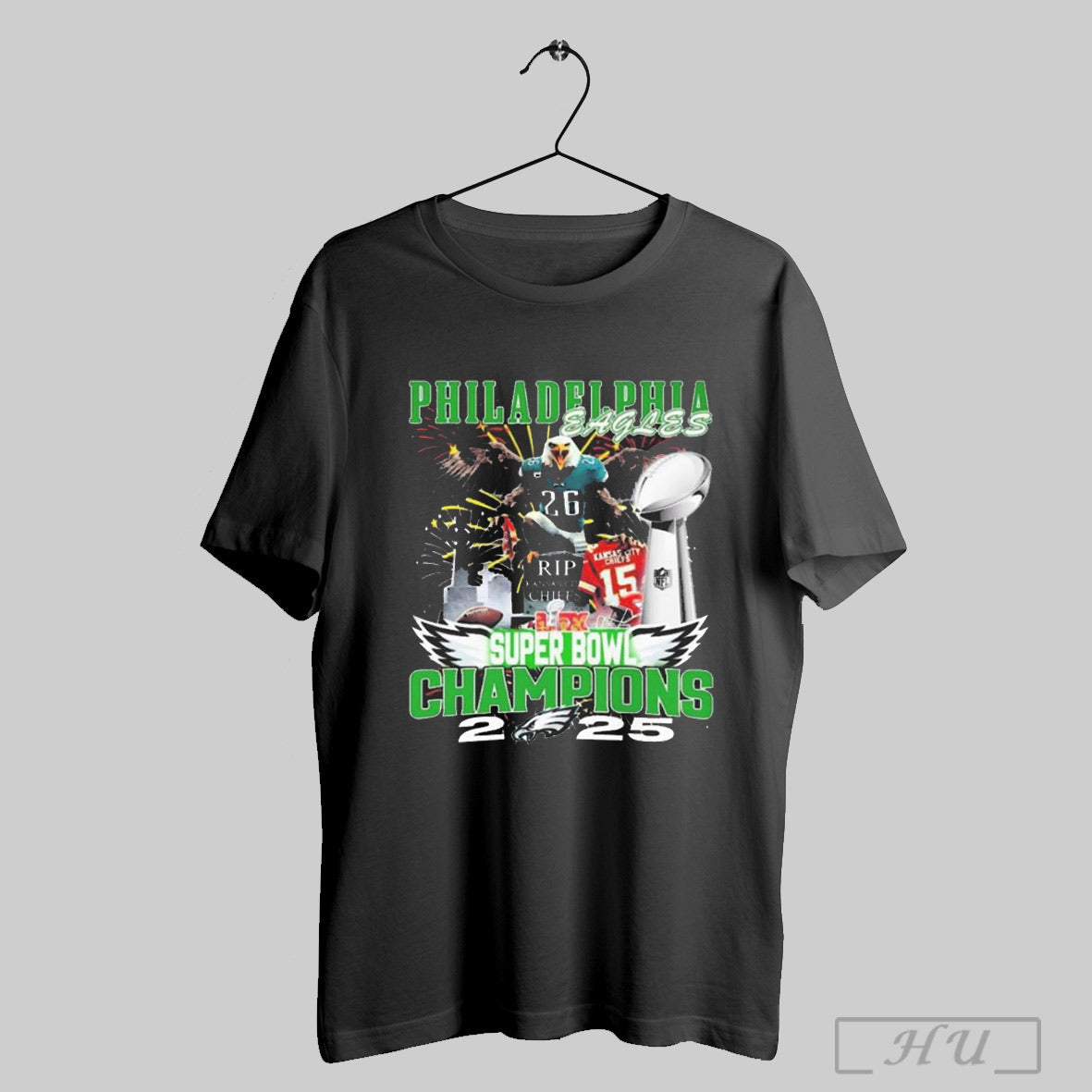 Trendy Rip Kansas City Chiefs Philadelphia Eagles Super Bowl Lix Champions 2024 Mascot Painting T Shirt Sweatshirt