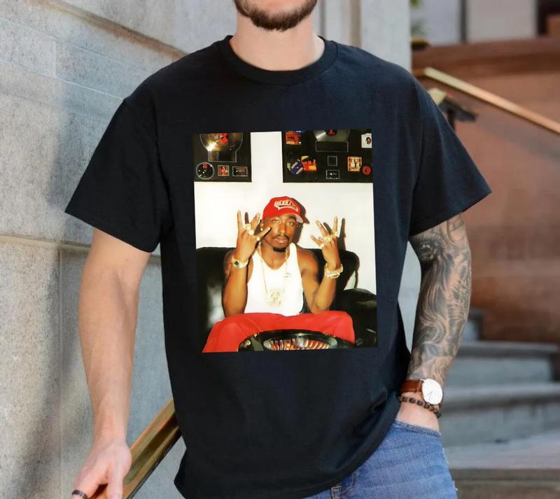2pac Graphic T Shirt, 90's Hip Hop Clothing Unisex Tee Rapper Tupac Shirt, Shakur Rapper Tee, Unisex Short Sleeve Tee