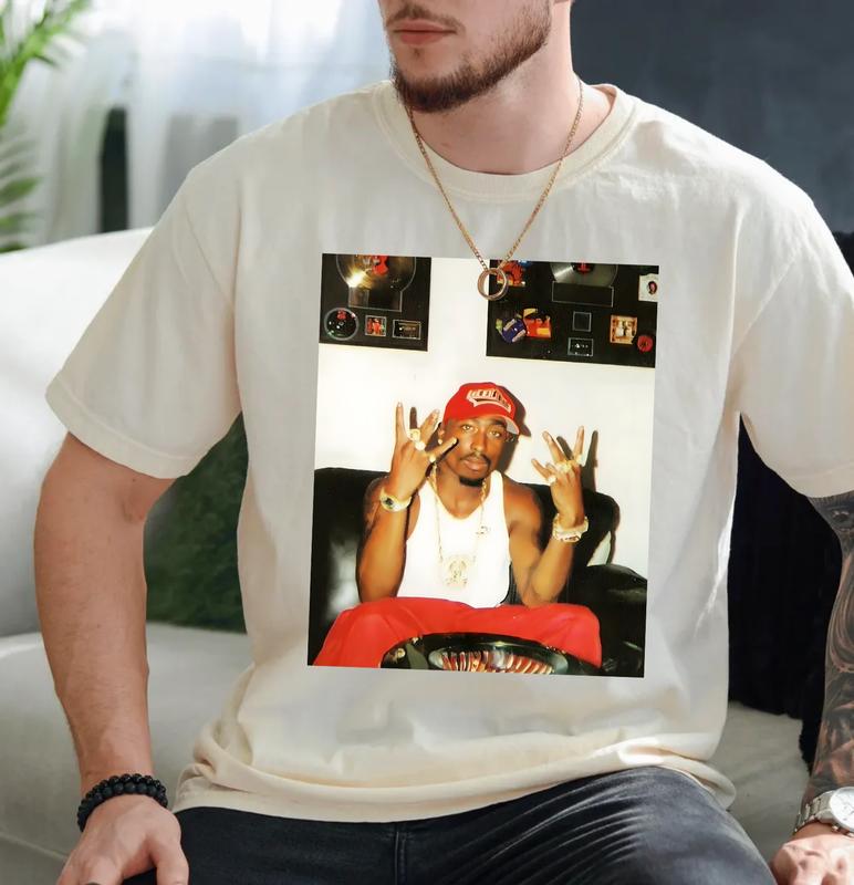 2pac Graphic T Shirt, 90's Hip Hop Clothing Unisex Tee Rapper Tupac Shirt, Shakur Rapper Tee, Unisex Short Sleeve Tee
