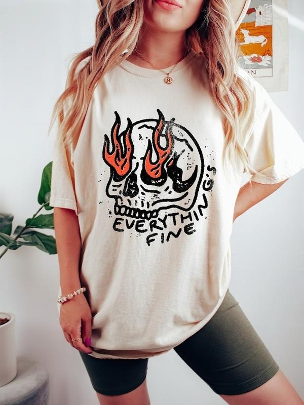 halloween party gift, horror movie shirt, halloween tshirt, Everything is Fine Skeleton Oversized Vintage T-shirt, Funny Skeleton Shirt, It's fine I'm fine Everything is fine
